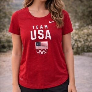 Nike Olympics Short Sleeve Logo Athletic T-shirt Red Size Small